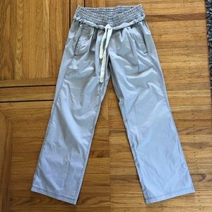 Lululemon scrub pant size 4